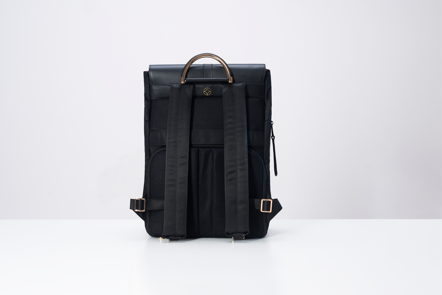 The Kimberly breast pump backpack Back view - professional pumping bag for work